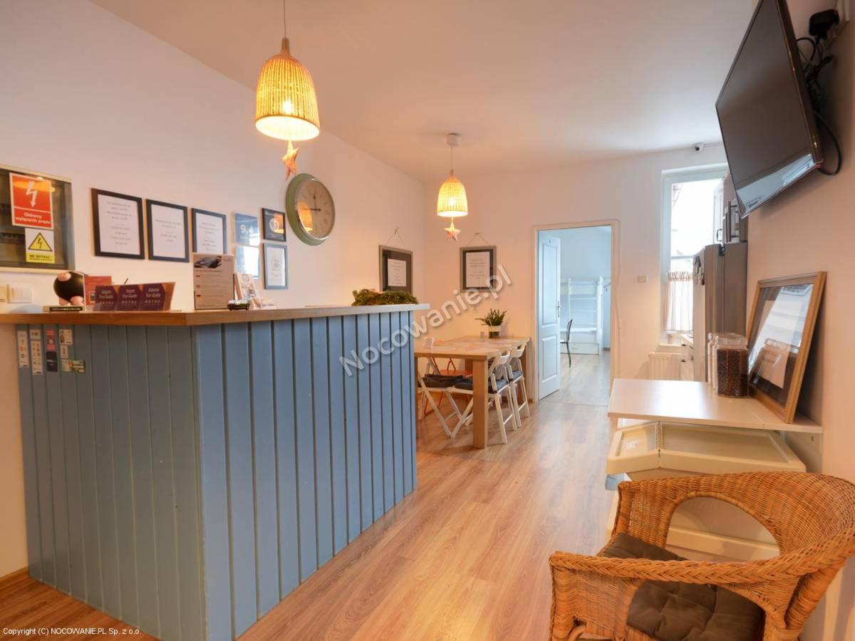 Sisters Lodge Hostel Sopot Ngoại thất bức ảnh