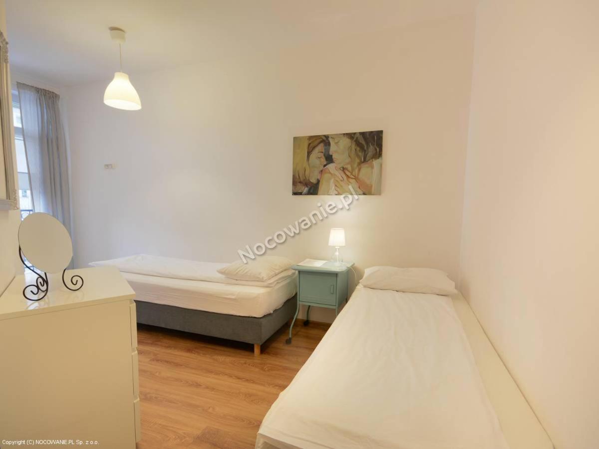 Sisters Lodge Hostel Sopot Ngoại thất bức ảnh